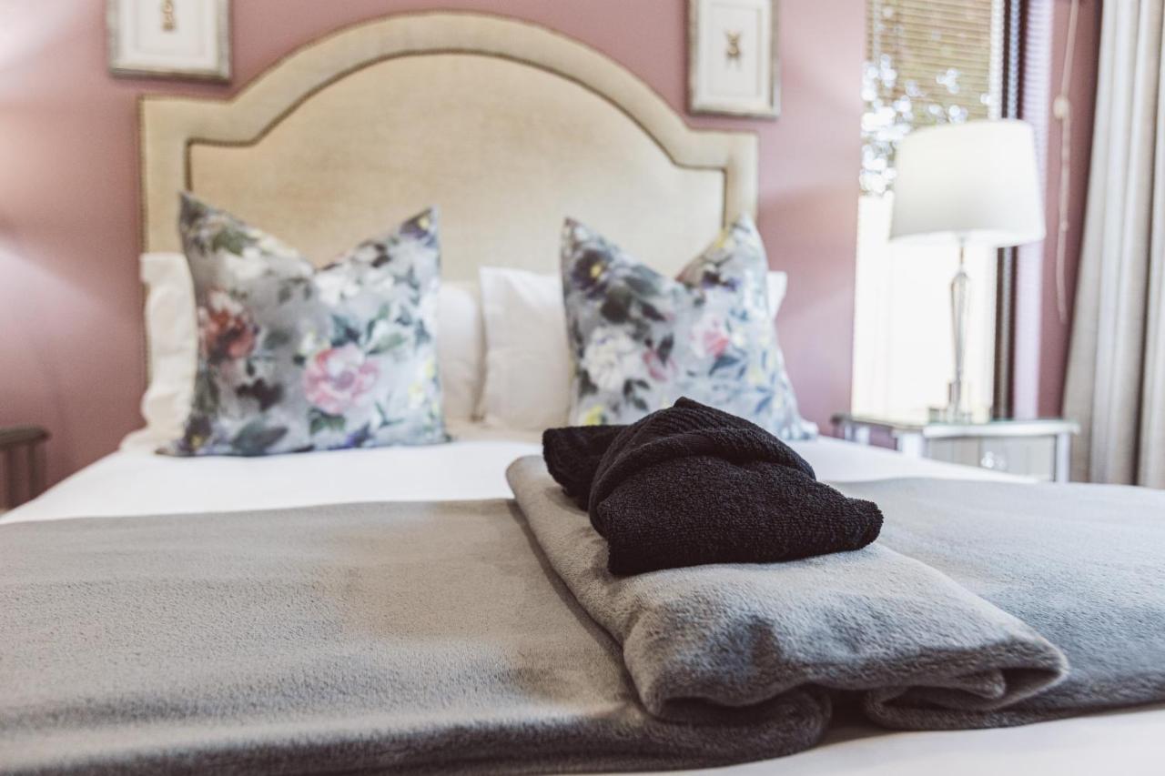 Fleur De Lis Guesthouse Krugersdorp Kültér fotó