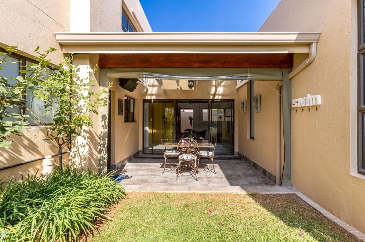 Fleur De Lis Guesthouse Krugersdorp Kültér fotó