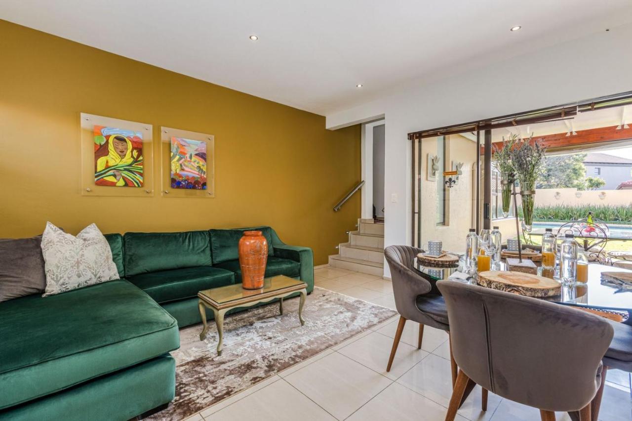 Fleur De Lis Guesthouse Krugersdorp Kültér fotó